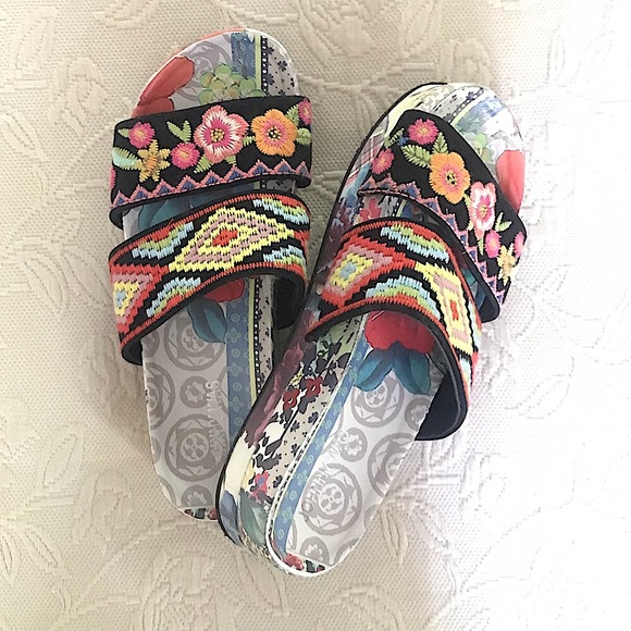 Johnny Was Shoes - Johnny Was Dinna Embroidered Slides/Sandals 39/8